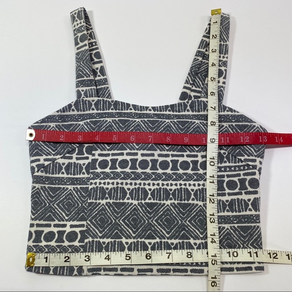 Brandy Melville Aztec Tribal Patterned Cut Out Crop Top - Picture 9 of 9